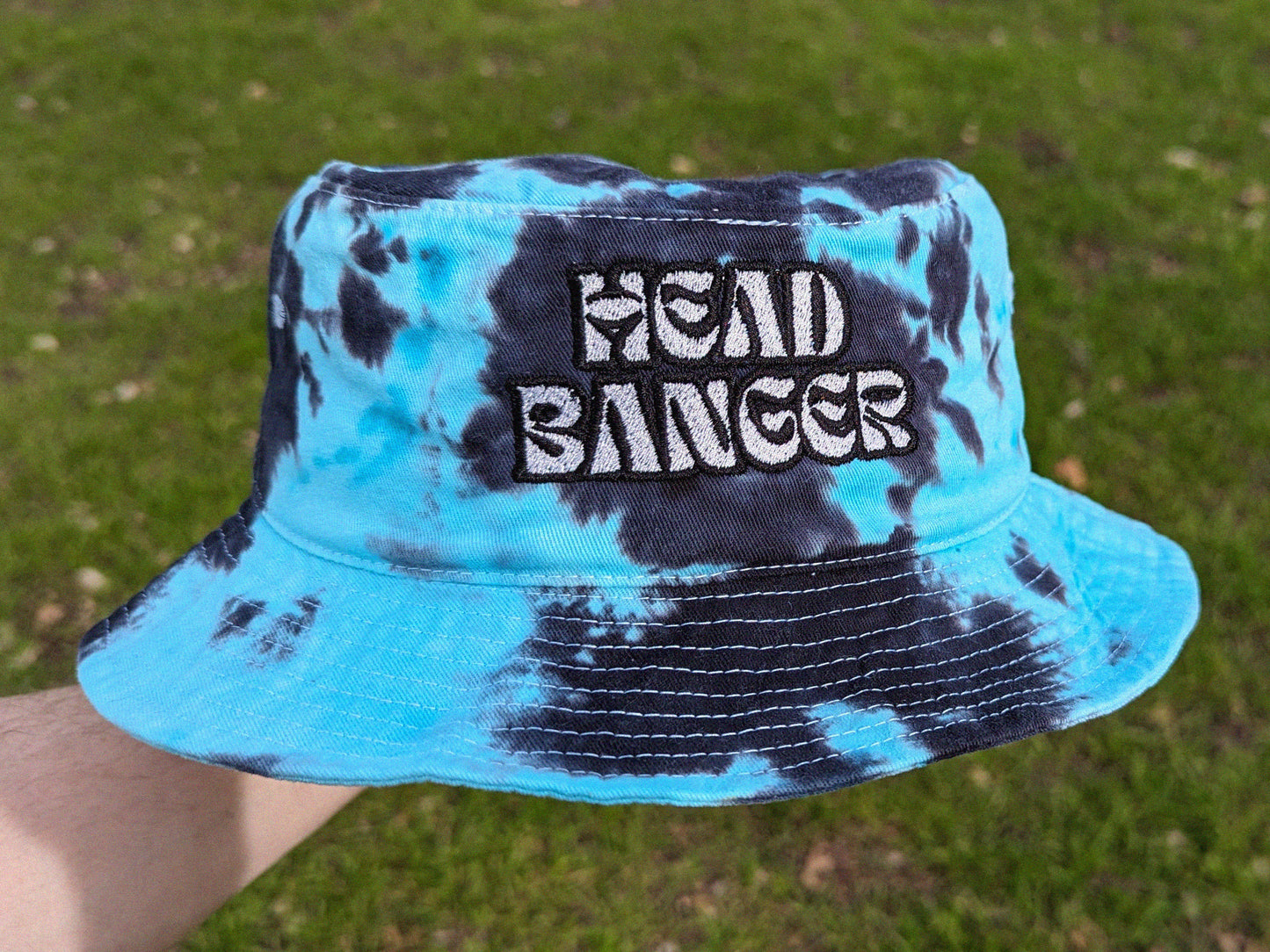 HEAD BANGER - Embroidered Tie Dye Bucket Hat
