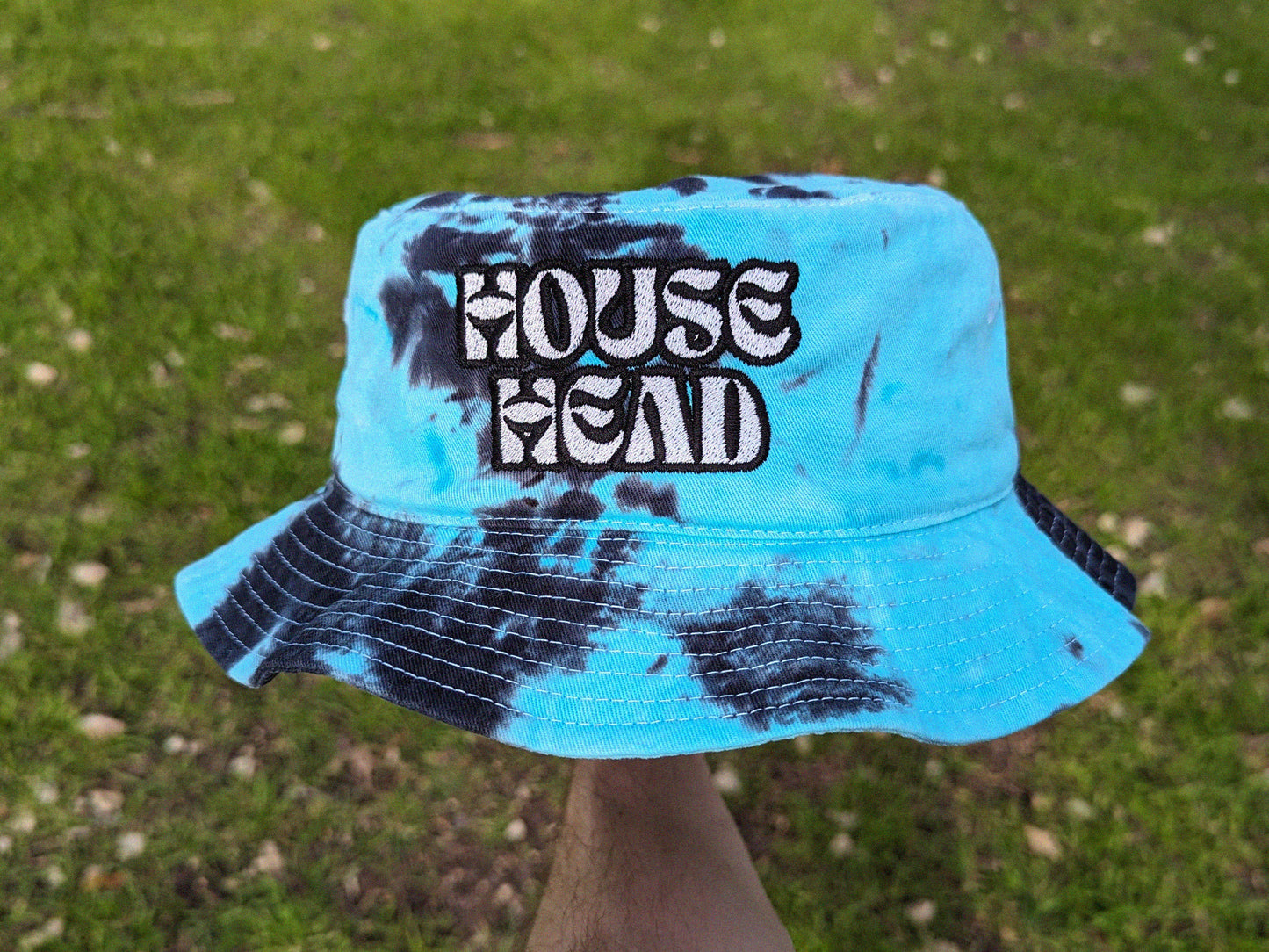 HOUSE HEAD - Embroidered Tie Dye Bucket Hat