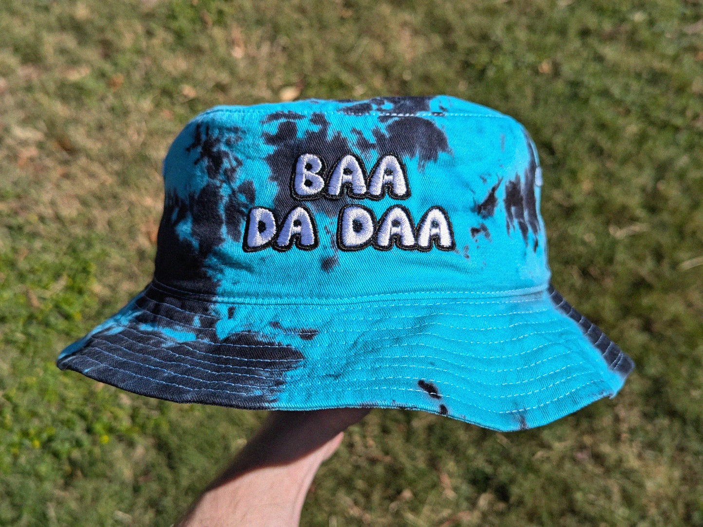 BAA DA DAA - Embroidered Tie Dye Bucket Hat