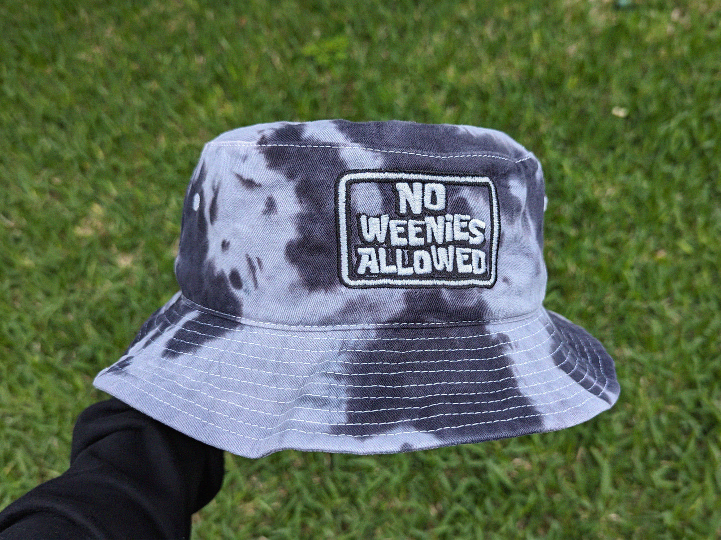 No Weenies - Tie Dye Bucket Hat - Rave Outfit Accessory, Music Festival Gear, Funny EDM Raver Hat Rave Gift Music Festival Outfit