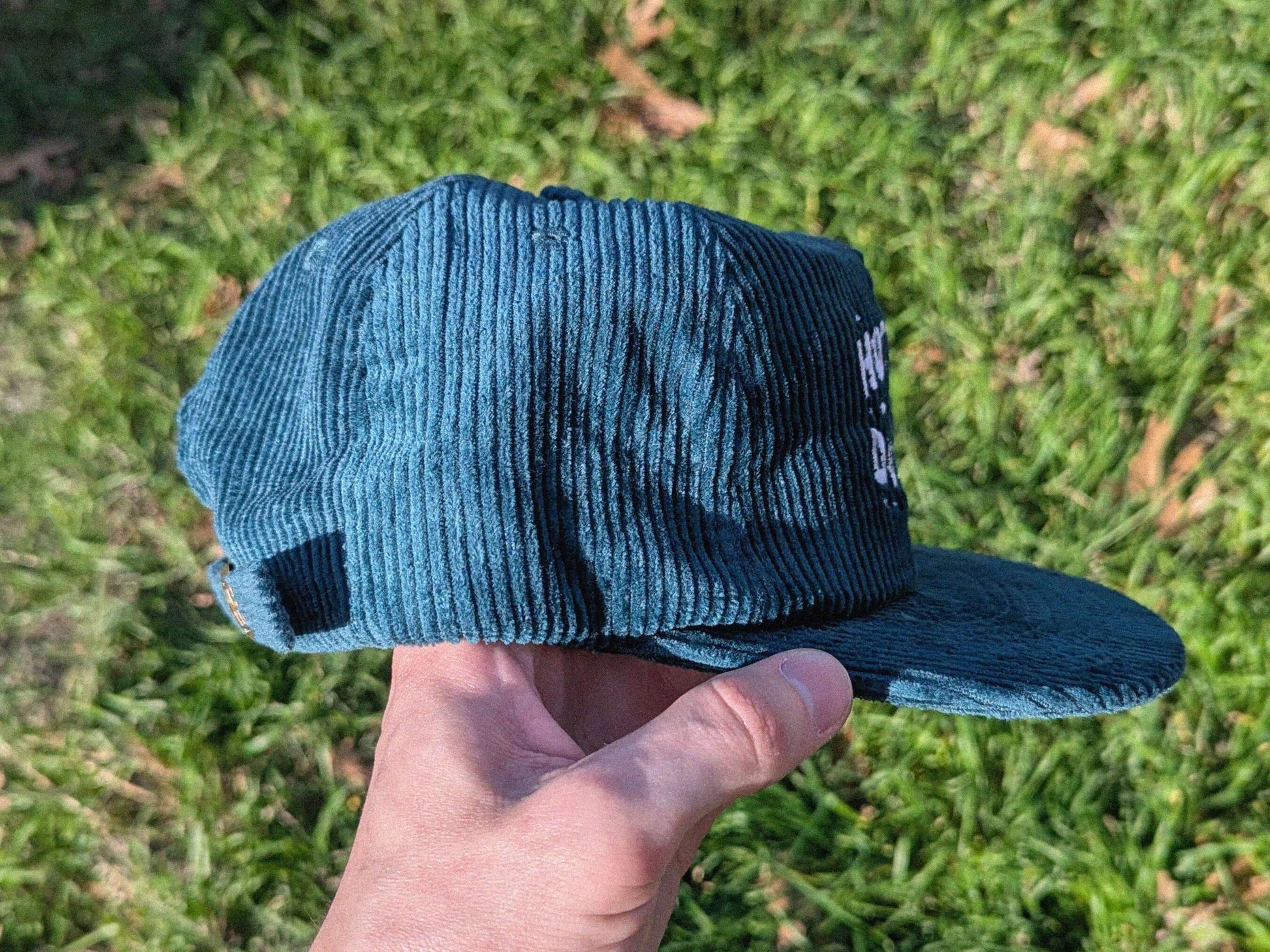 Womens rave hat hot girls love dubstep