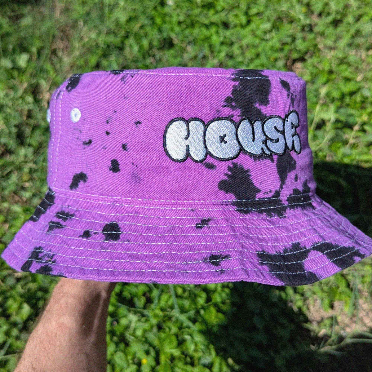 HOUSE Graffiti Bucket Hat