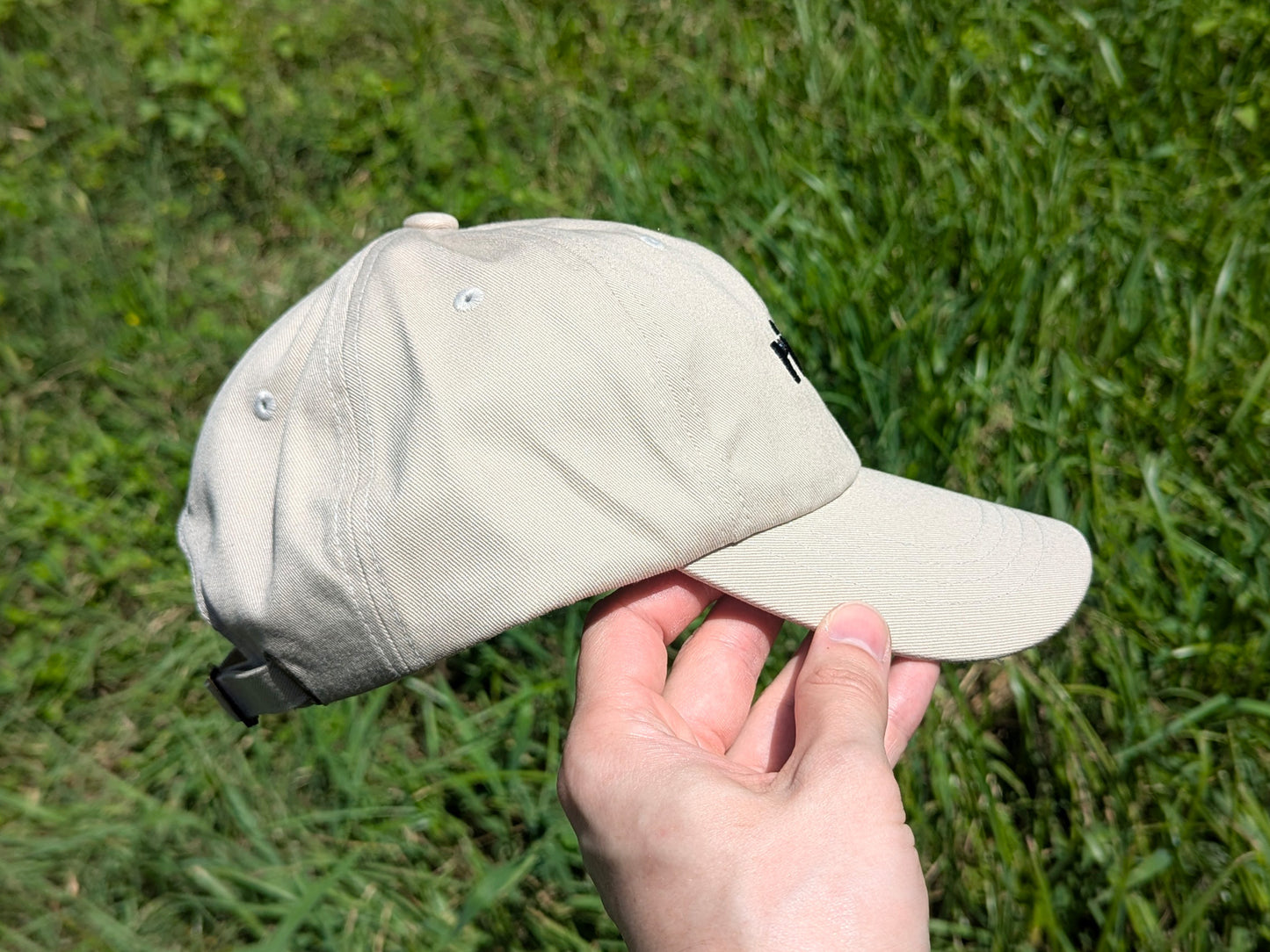 riddim. Dad Hat